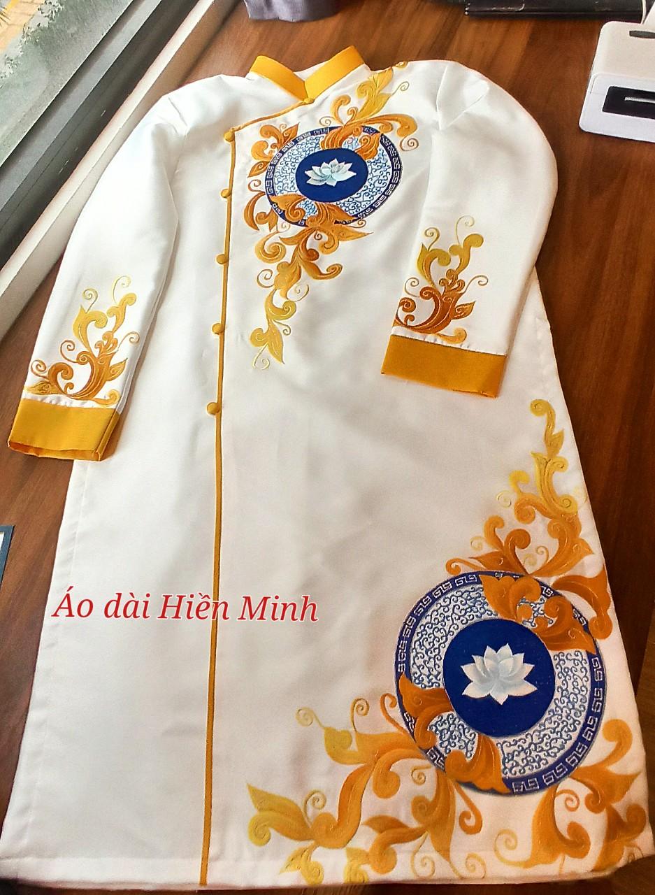 ao dai nam mau trang