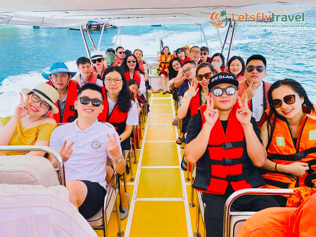 Tour 3 Đảo VIP Nha Trang - Hòn Tằm