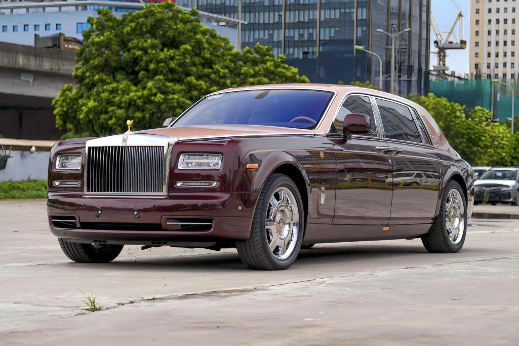 Rolls-Royce Phantom Lửa Thiêng từng của cựu chủ tịch FLC được showroom chào bán từ 24 - 26 tỷ đồng