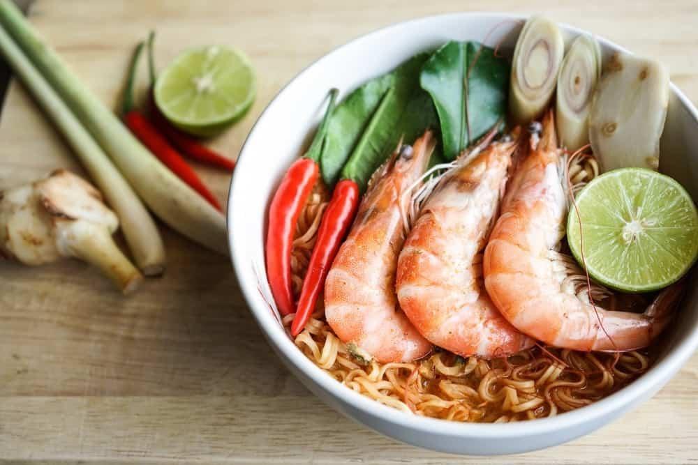 bà bầu ăn mì gói được không