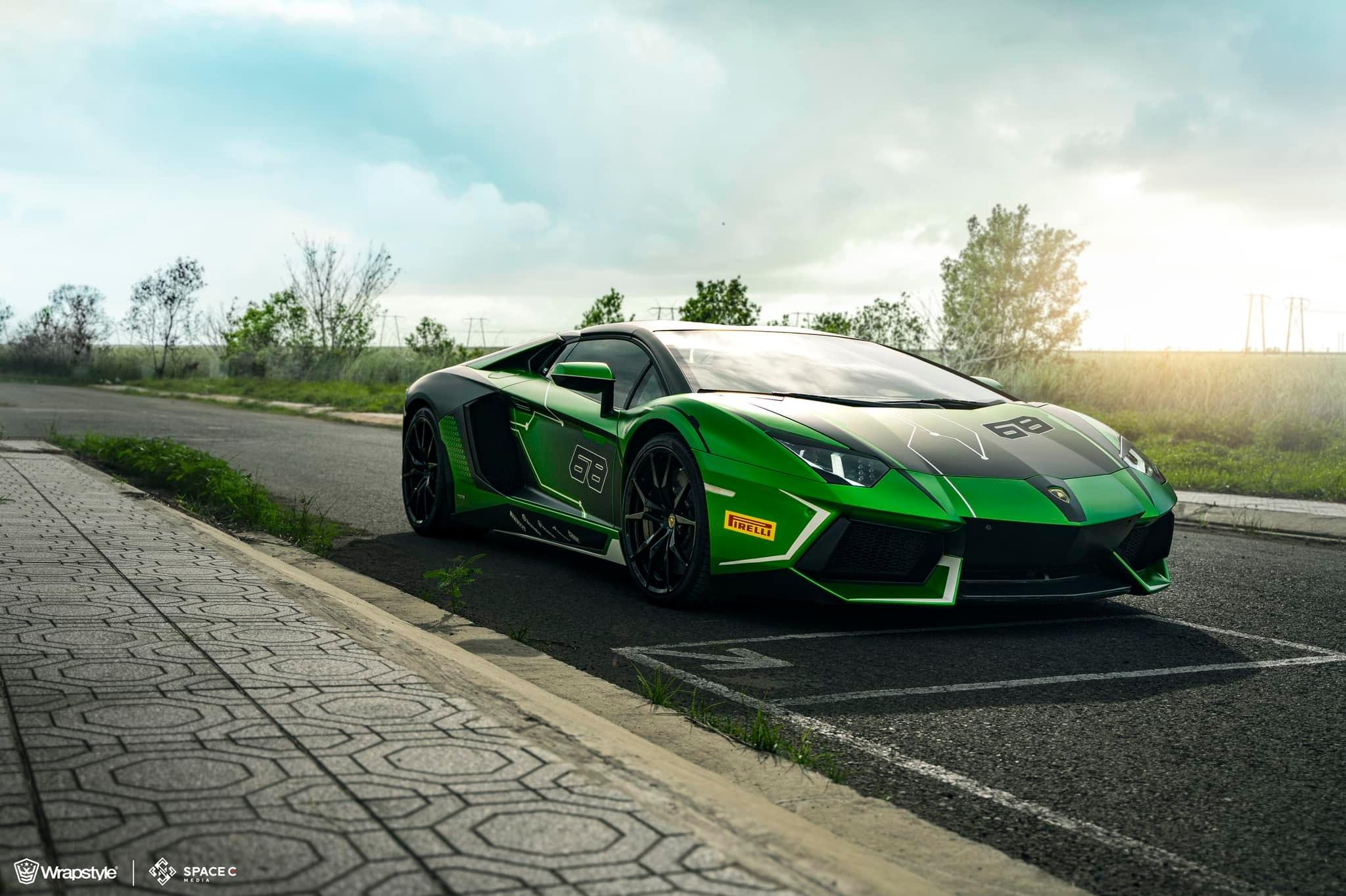 aventador-lp700-4-roadster-thay-ao-cafeautovn-1